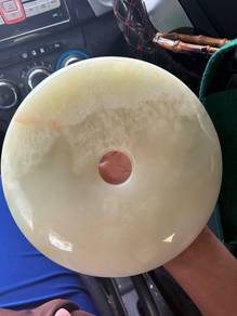 ukiran batu jade putih / Onxy putih berlubang