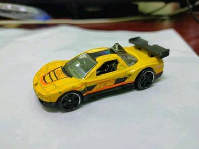 Hotwheels Loose Yellow Acura Nsx