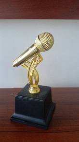 trophy baru 