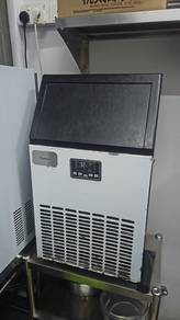 (Urgent)Commercial Ice Maker