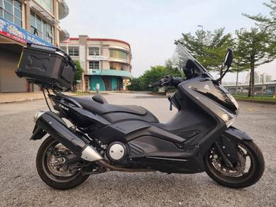 Yamaha TMAX
