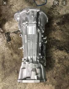 Toyota hilux 2.4 fortuner 2.8 6speed auto gearbox