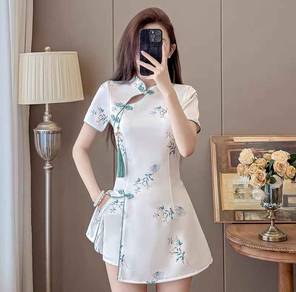 Cheongsam 