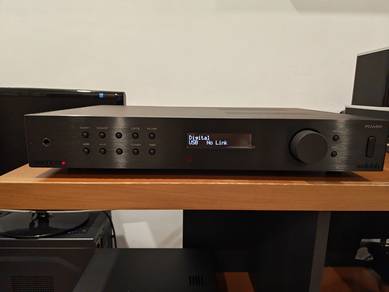 Audiolab 8200DQ