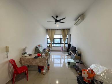 Condominium For Rent in Lakeville Residence