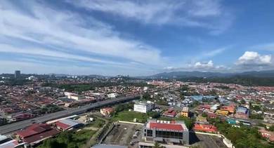 Condominium For Sale in Lido Avenue