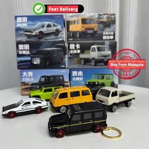 1:64 Scale Keychain Truck Toyota AE86 Alphard Suzu