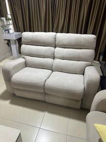 Sofa 2 pc Set (Branded Cavenzi) with Recliner