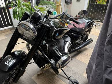 BMW R 18