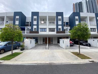 Townhouse For Sale in Sepang,SGR