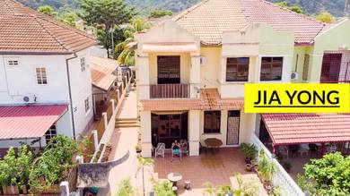 Semi-Detached House For Sale in Batu Ferringhi,PNG