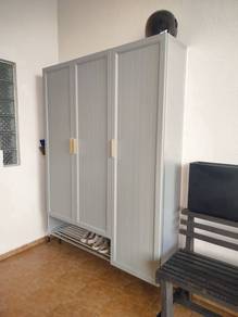 Kabinet Kasut Aluminium