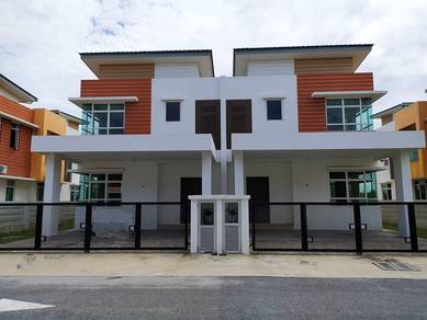 Semi-Detached House For Rent in Dengkil,SGR