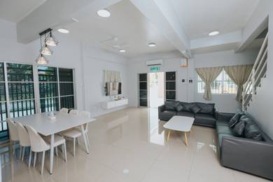 Kings Pine Residences Homestay Ranau