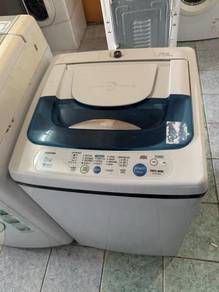 Mesin Basuh Automatic Toshiba Refurbish Auto