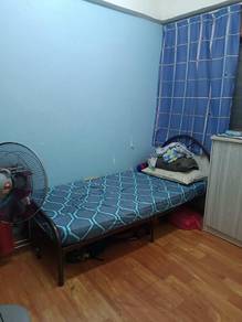 Flat For Sale in Taman Desaria