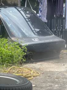 bonnet n back wind screen wira aeroback 1.5
