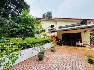 Bungalow House For Sale in Petaling Jaya,SGR