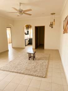 Apartment For Rent in Kasuarina Apartment
