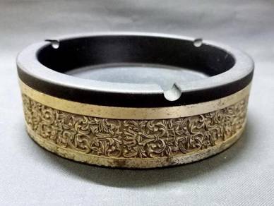 Selangor pewter ashtray (B)