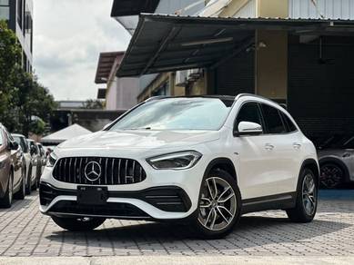Mercedes Benz GLA35 35 AMG 4 MATIC in Kota Damansara, SGR