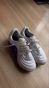 Kasut Bola Budak / Kid Football Boots Nike Jr