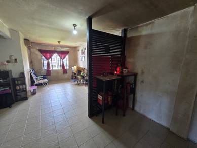 Flat For Sale in Rumah Pangsa Permas Jaya