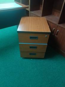 Mobile Pedestal