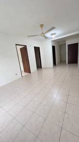 Apartment For Rent in Pusat Komersial Seksyen 7