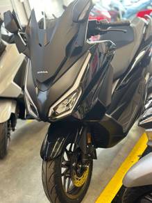 Honda Forza 250