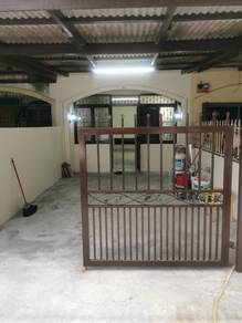 Room in Sentul, KUL