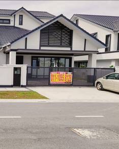 Semi-Detached House For Rent in Shah Alam,SGR