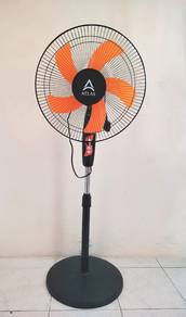 Standing Fan 16"