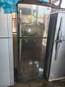 Offer offer peti sejuk 2 pintu Samsung elok lagi 