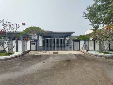 Semi-Detached House For Sale in Port Dickson,NSN