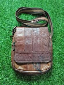 Lois Original leather vintage sling bag