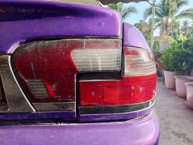 Lampu Belakang Kereta   Wira