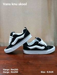 Vans Knu Skool