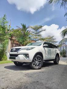 Toyota Fortuner VRZ 4X4 in Ampang, SGR