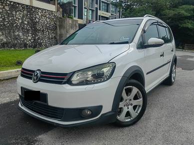 Volkswagen Touran in Seri Kembangan, SGR