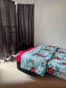Condominium For Rent in The Robertson