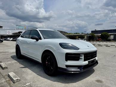 Porsche Cayenne BASE in Georgetown, PNG