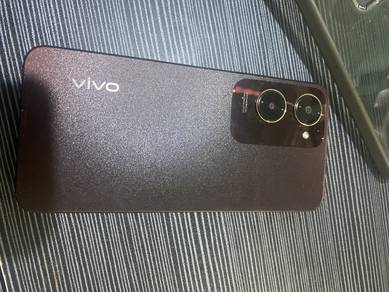Vivo y18