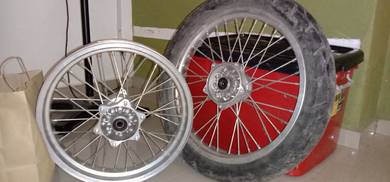 Versys X 250 Rim Besi