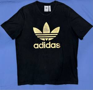 Pre-loved Original Adidas Tshirt XL Size