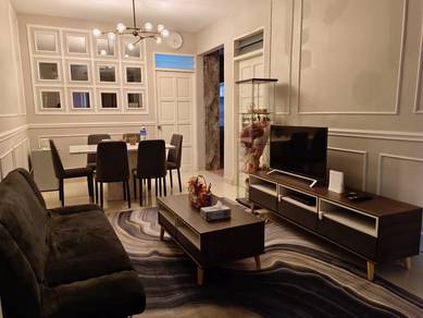 Apartment For Rent in Mentari Court