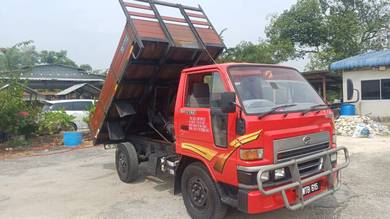 lori jack/ tipper 1 tan dv58 2009