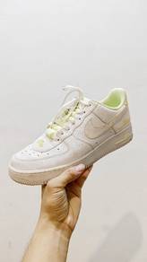 Nike Air Force 1 Low "Light Lemon Twist"
