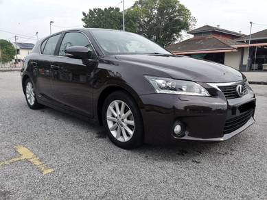 2011 Lexus CT 200 h (HYBRID)