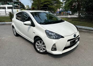 2013 Toyota Prius c TRD SPORTIVO (HYBRID)